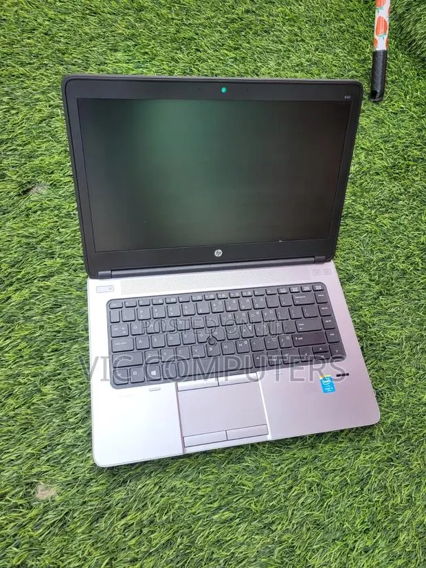 Laptop HP ProBook 640 G1 8GB Intel Core i5 HDD 500GB · Photo 1