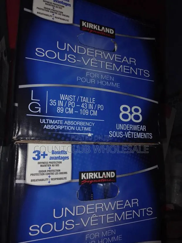 Kirkland Adult Diaper · Photo 1