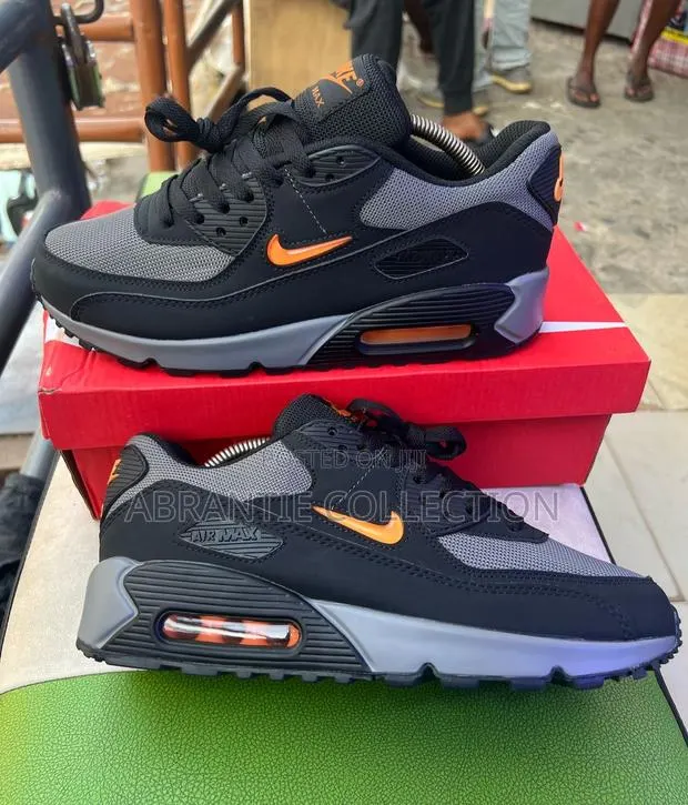Nike Air Max 90 Jewel Black · Photo 1