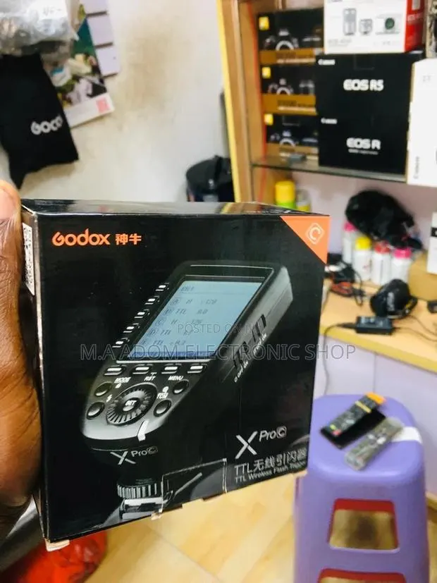 Godox Xpro-C:Your Wireless Lighting Command Center for Canon · Photo 1