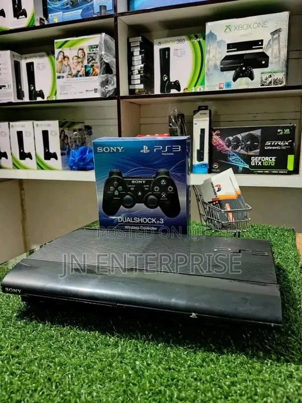 Ps3 Super Slim New · Photo 1