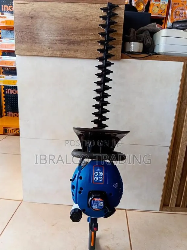 Wadfow Gasoline Hedge Trimmer · Photo 1