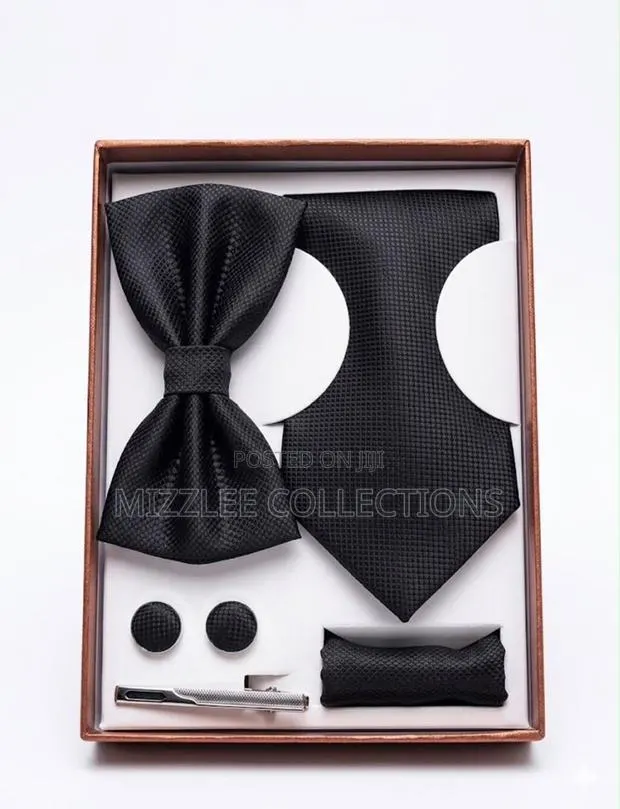 Quality Tie/Bow Tie/Cufflinks/Pocket Handkerchiefs · Photo 1