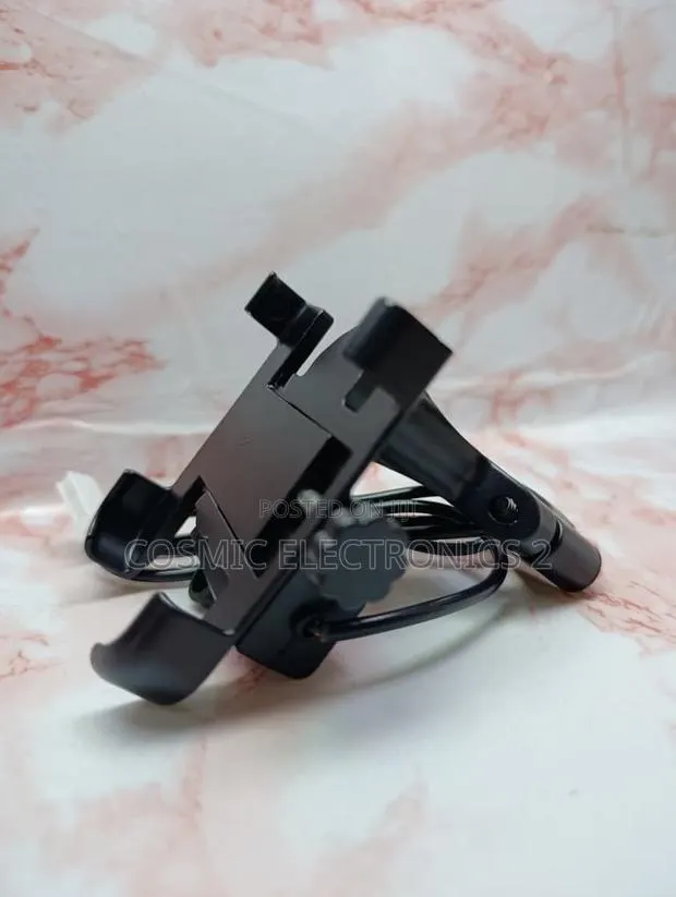 C1 Durable 360° Universal Smartphone Bike Mount · Photo 1