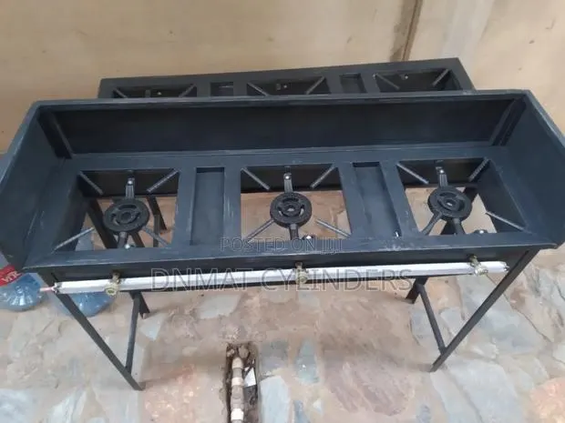 Commercial Local 3 Burner Stove · Photo 1