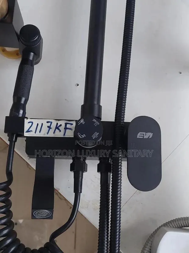 (4in1) Black Combined Shower With Shattaf(Bidet) · Photo 1
