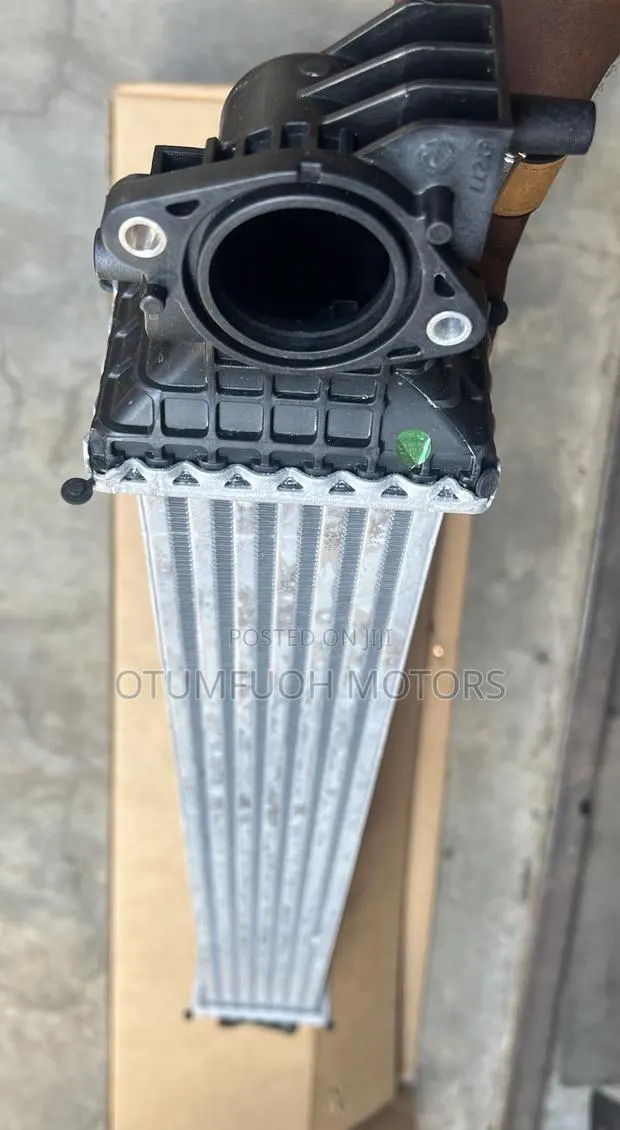 Honda CR-V 2017 2018 2019 2020 2021 2022 Inter-Cooler (Turbo) · Photo 1