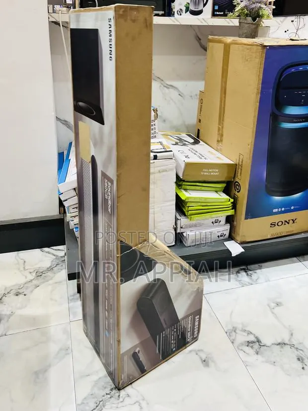 Super Adorable Samsung Wireless Sound Bar(Black) · Photo 1