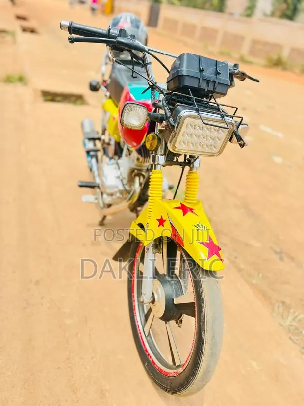 Royal RY125 2024 Red · Photo 1