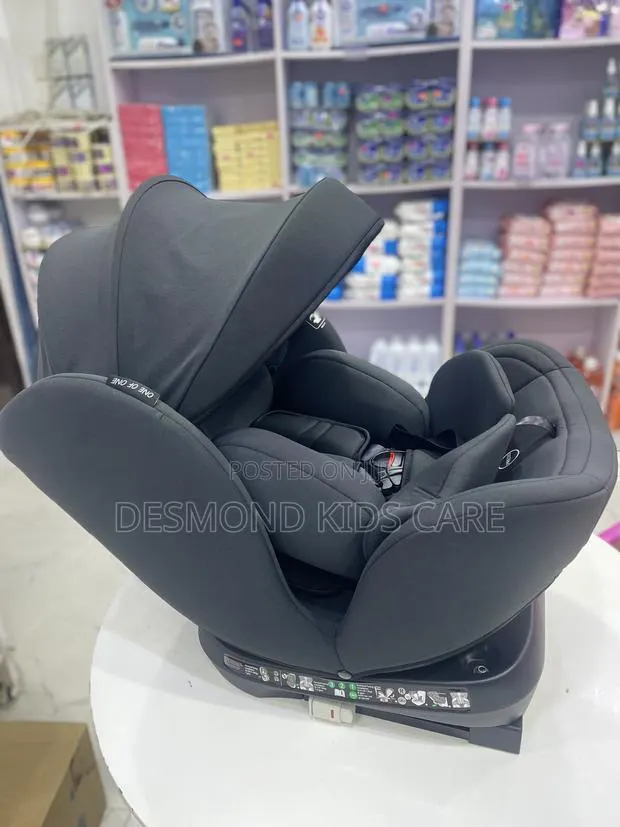 Baby’s Burbay 360 Car Seat · Photo 3