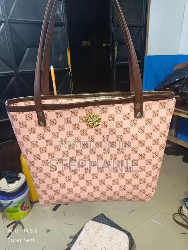 Quality Tote Bags · Photo 1
