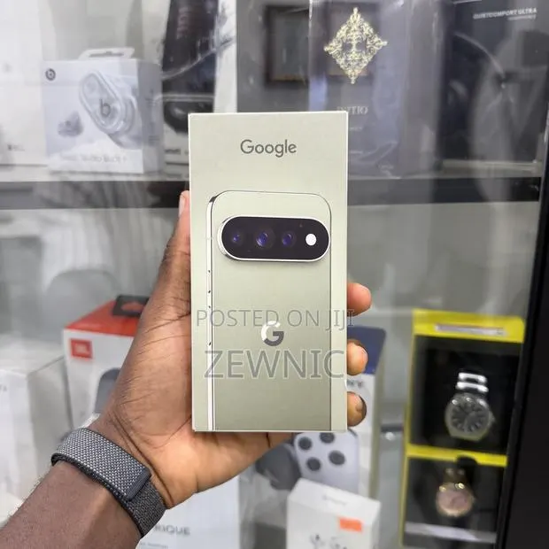New Google Pixel 11 Pro 256 GB Green · Photo 1