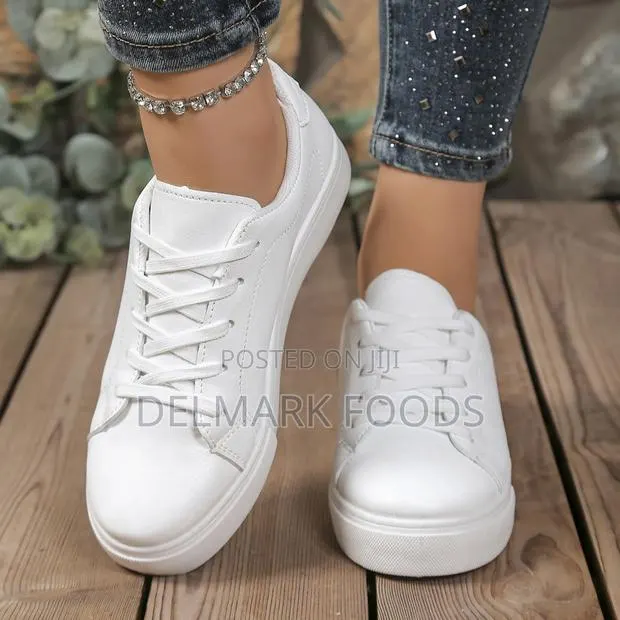 Canvas for Unisex · Photo 1