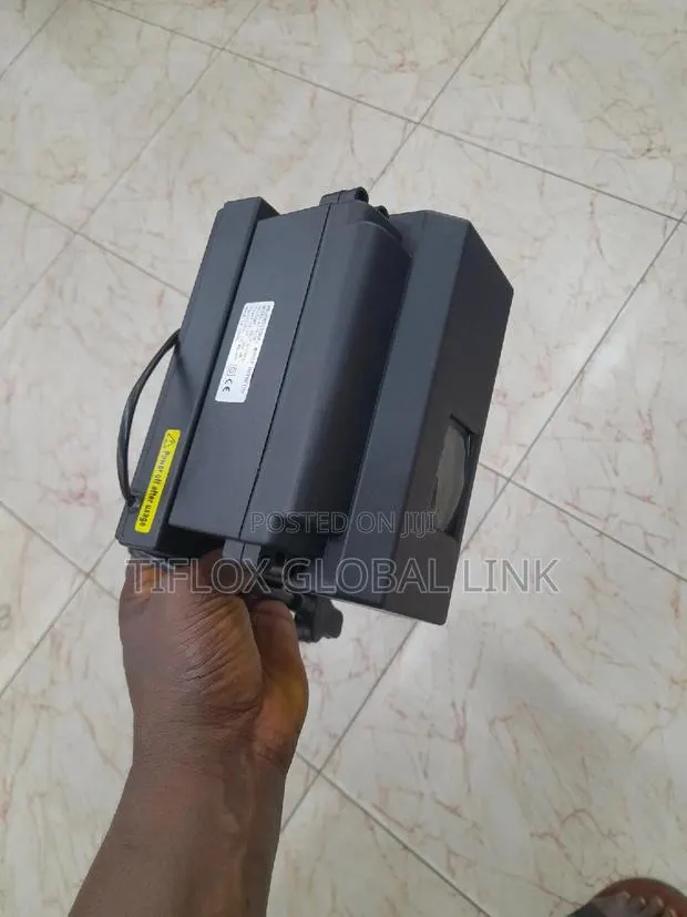 Counterfeit Currency Detector · Photo 3