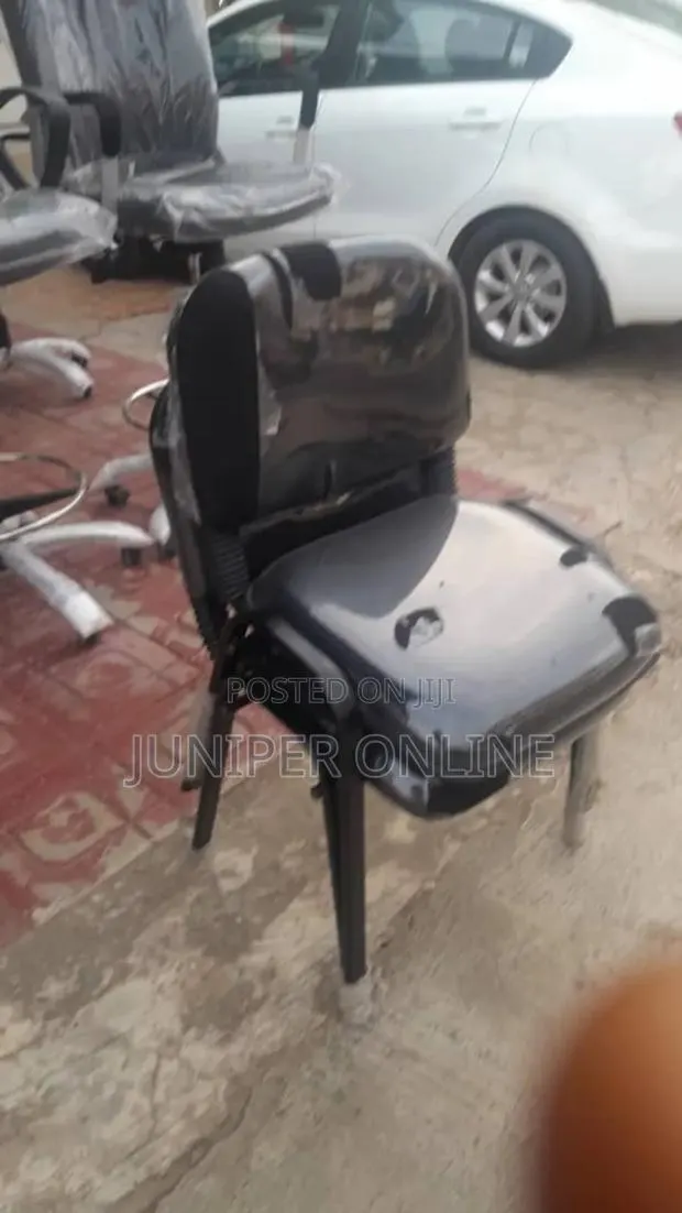 Auditorium Chair ST ( Black ) · Photo 1