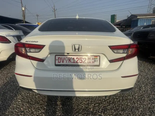 Honda Accord LX 1.5T 2021 White · Photo 1