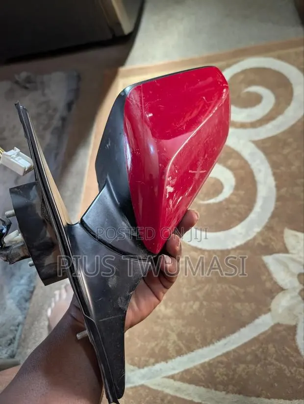 Honda Civic Right Side Mirror 2017-22 · Photo 1