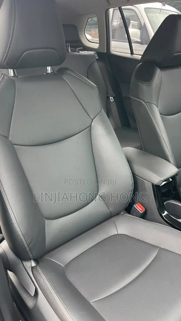 New Toyota Corolla Cross 2023 Blue · Photo 1