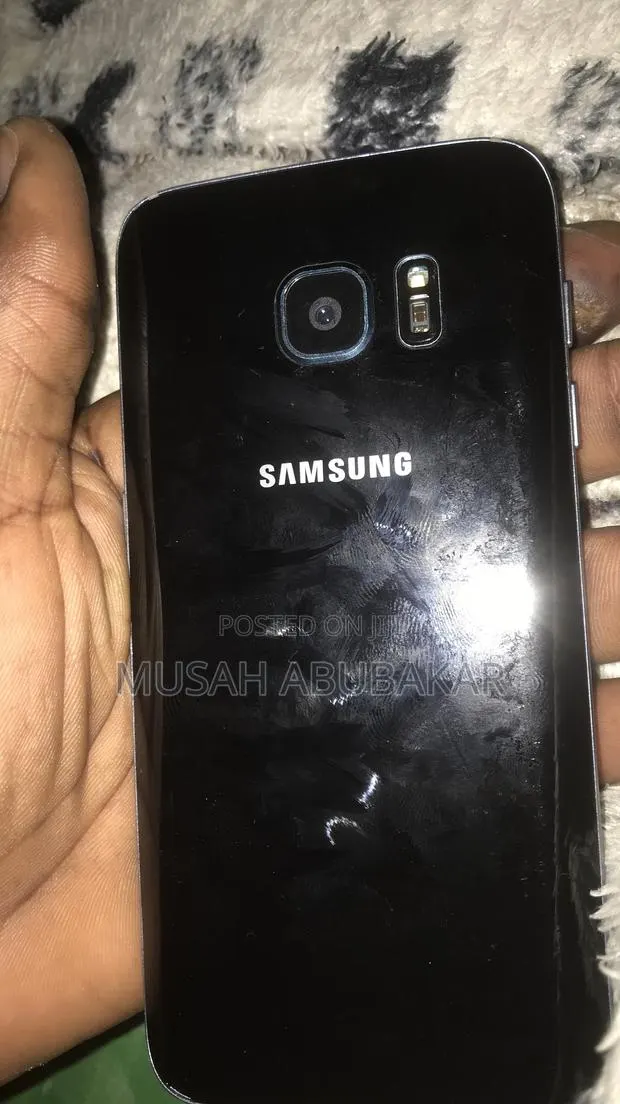 Samsung Galaxy S7 32 GB Black · Photo 1