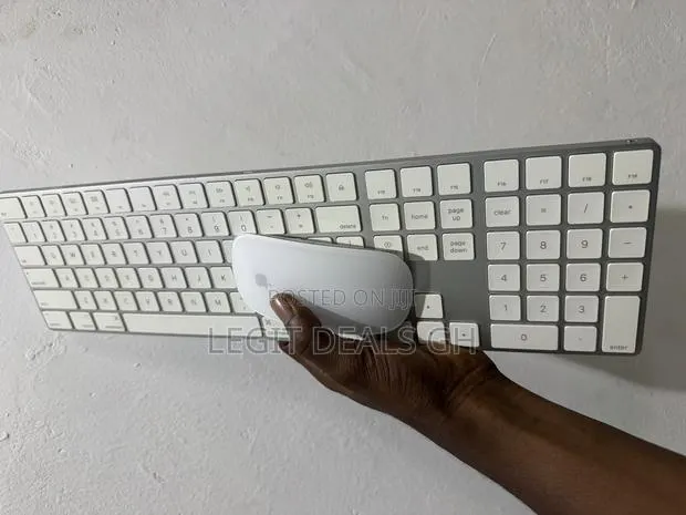 Apple Keyboard and Mouse Combo 2 · Photo 1