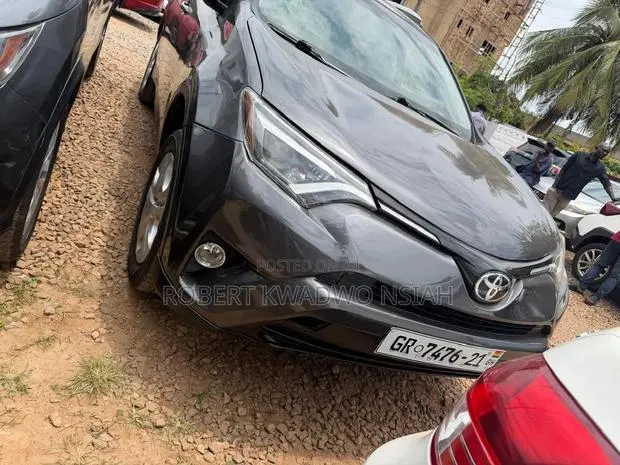 Toyota RAV4 LE 4dr SUV AWD (2.5L 4cyl 6A) 2014 Black · Photo 1