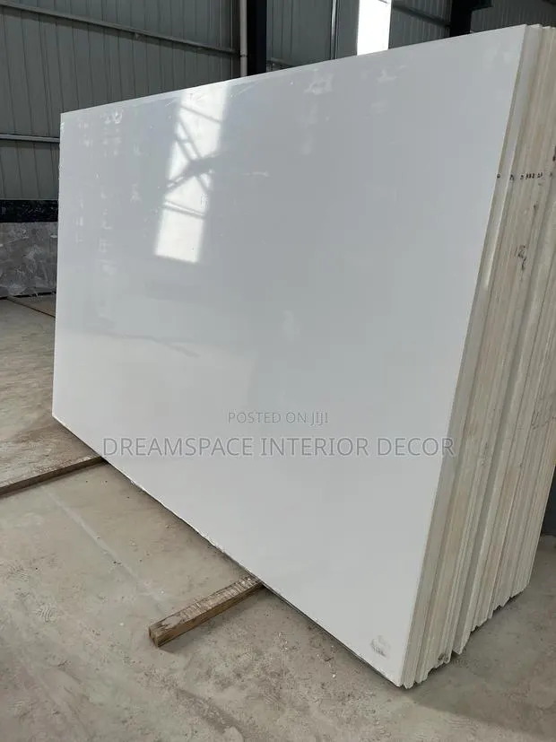 White Quartz Stone for Sale + Professional Installation · Photo 1