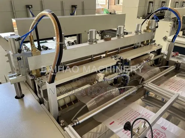 Full Automatic Super Speed Biodegradable Plastic T Shirt Bag Machine · Photo 1