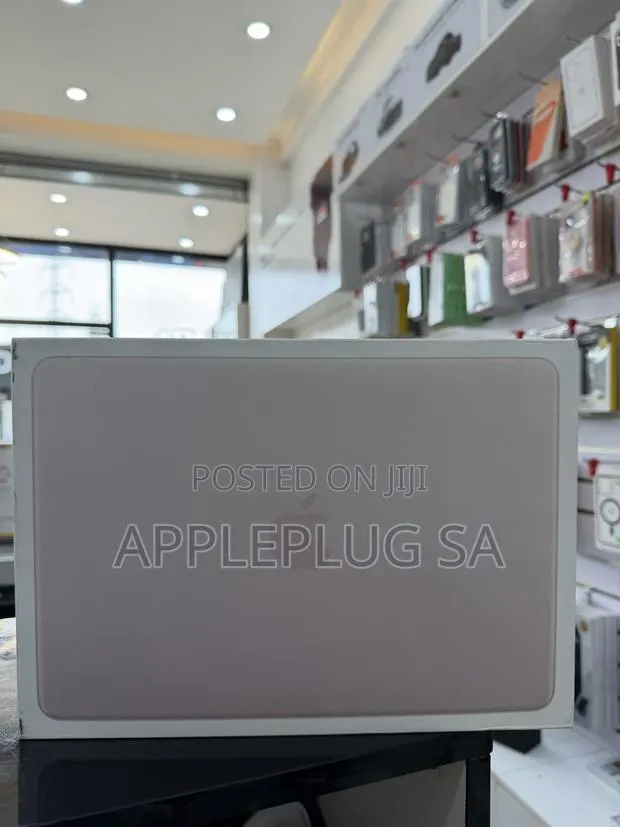 New Laptop Apple MacBook Neo 2026 8GB SSD 256GB · Photo 1