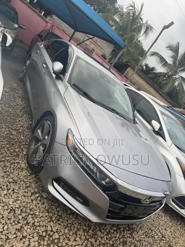 Honda Accord 2019 Silver