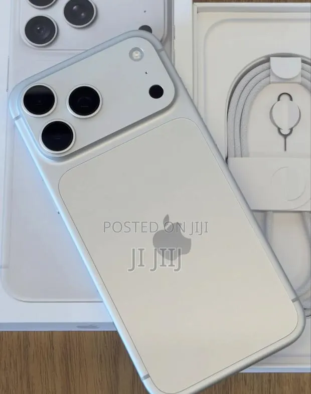 New Apple iPhone 18 Pro Max 512 GB Silver · Photo 1