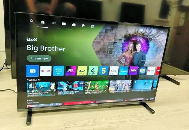 55inches Philips TV · Photo 1
