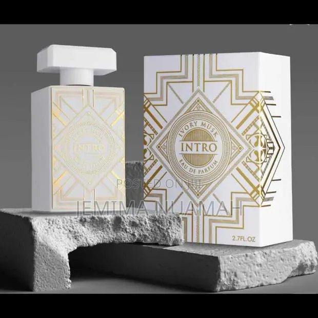 Intro Ivory Musk Perfume · Photo 1