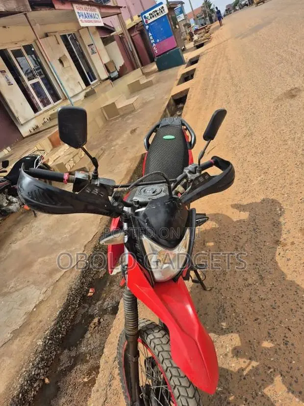 Apsonic AP200GY-3 2021 Red · Photo 1