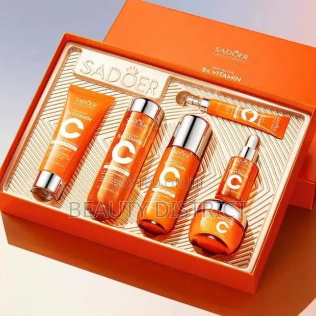 Vitamin C Skincare Set · Photo 1