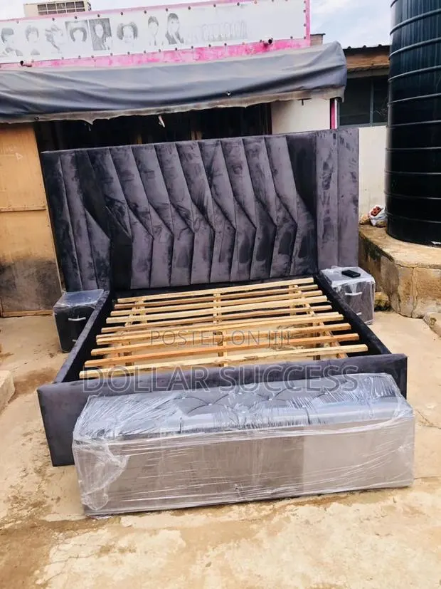 Design Patterns Bedframe With Automa and Sides Drawers Is Available · Photo 1