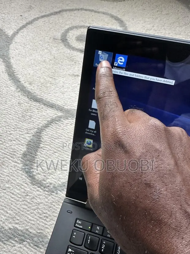 Laptop Lenovo ThinkPad X1 Yoga 8GB Intel Core i5 SSD 256GB · Photo 1