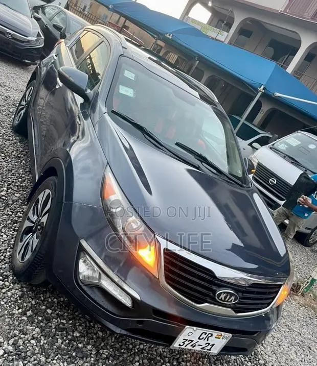 Kia Sportage SX 4dr SUV AWD (2.0L 4cyl 6A) 2013 Gray · Photo 6