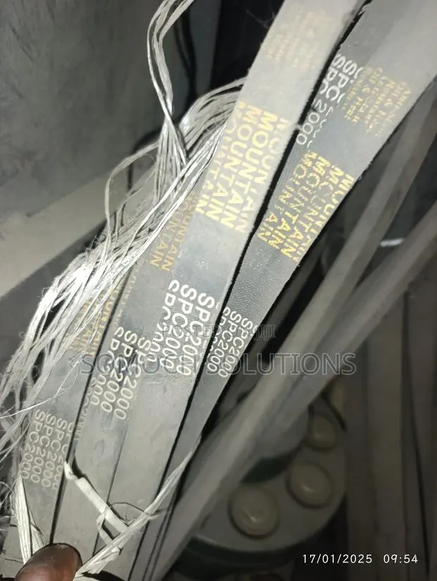 SPC 2000 Industrial v Belts Spare Part Quality Belts · Photo 1