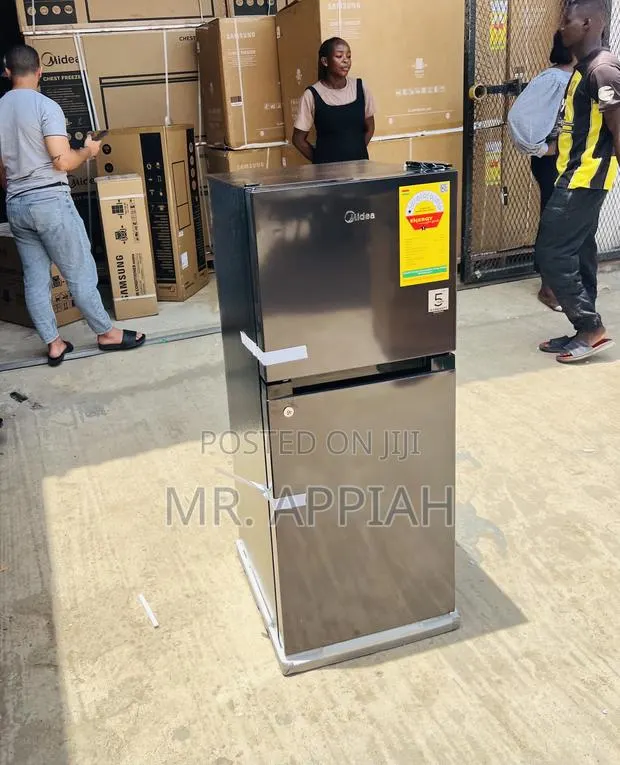 Fast Chilling Midea Top Mount Freezer Fridge(Mdrt187 )127liters · Photo 1