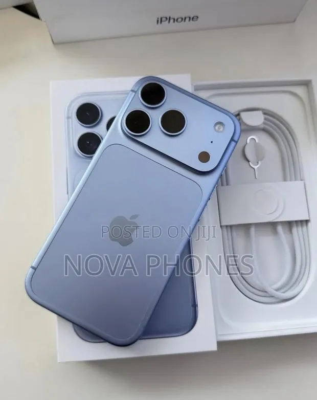 New Apple iPhone 18 Pro Max 256 GB Blue · Photo 1