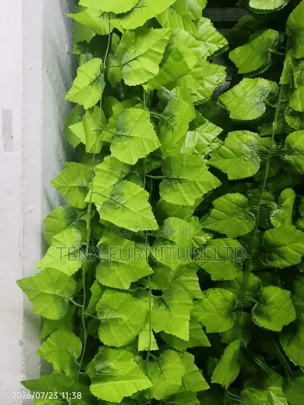 Green Leaves /Artificial Leaves (Green Inn) · Photo 1