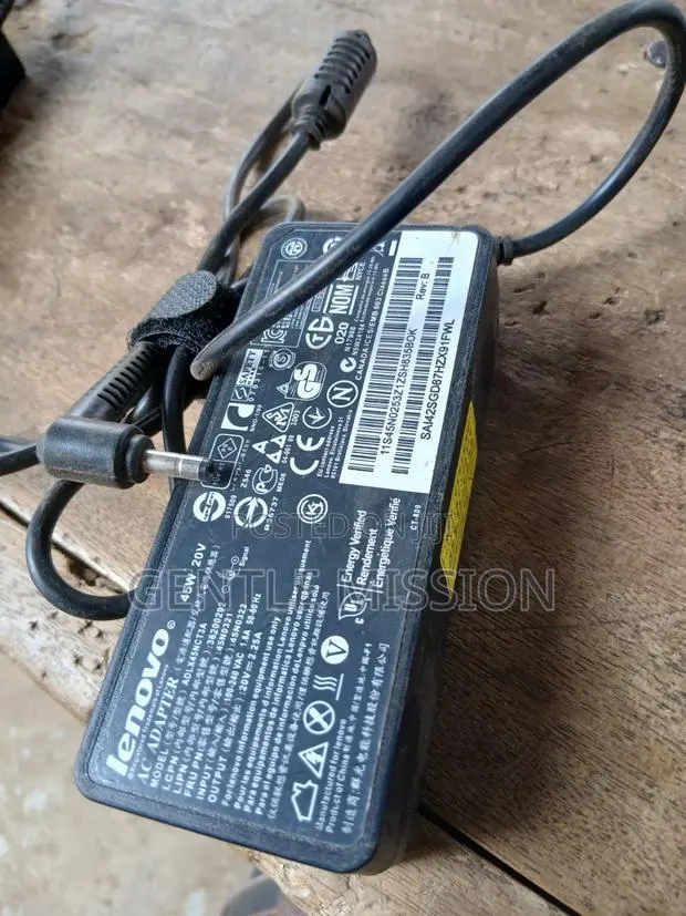 AC Adapter for Lenovo Laptop Small Pin · Photo 1