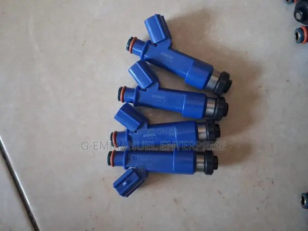 Toyota Corolla S Fuel Injectors. Original · Photo 1