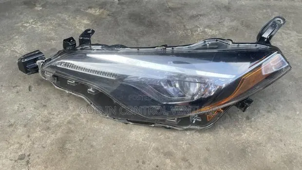 Toyota Corolla 2016/2017 Normal Headlight · Photo 1
