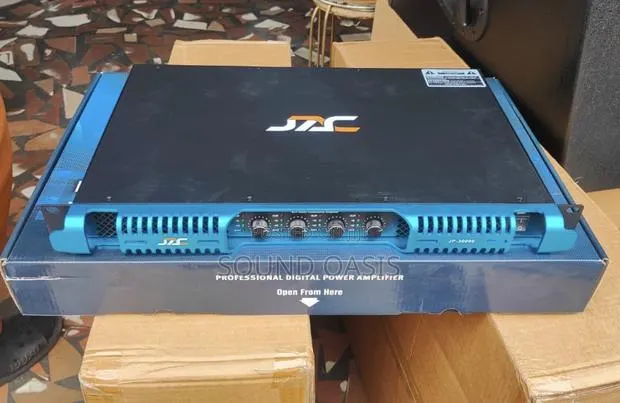 Jac Jp-30000 4-Channel Professional Digital Power Amplifier · Photo 1