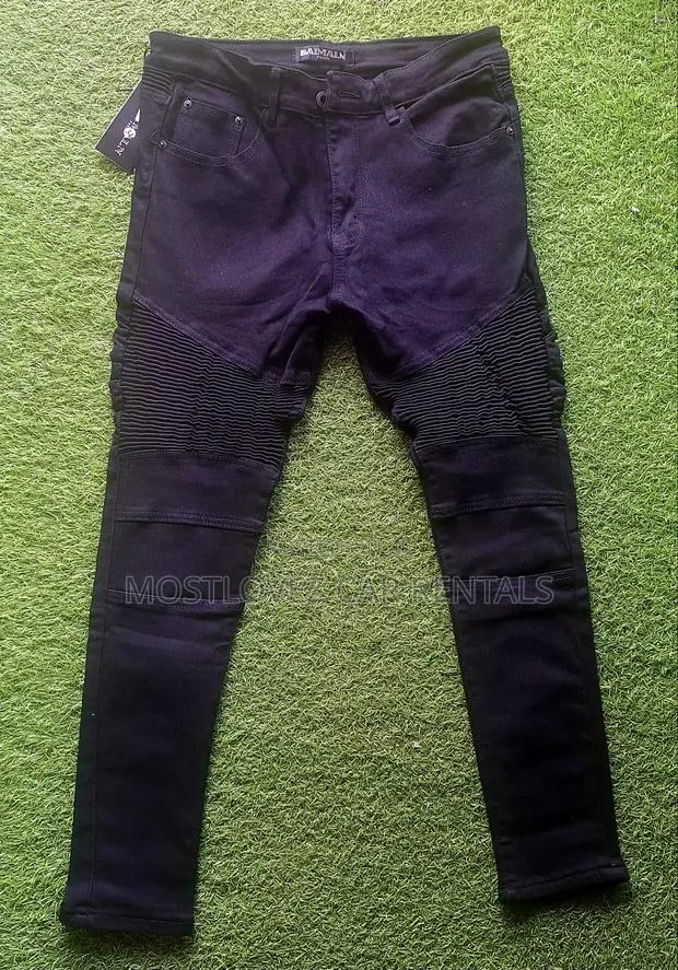 Store Jean for Sale · Photo 1