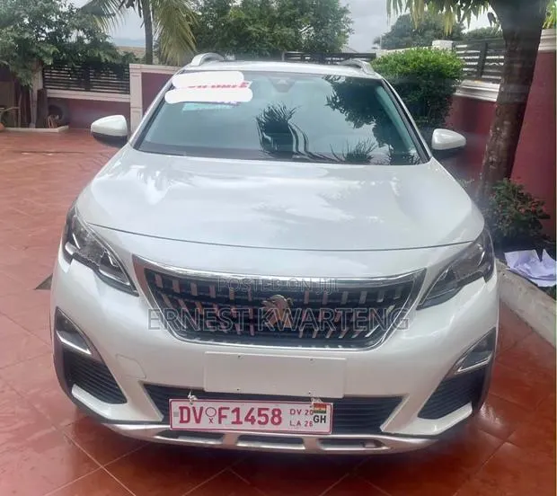 Peugeot 5008 2017 White · Photo 1