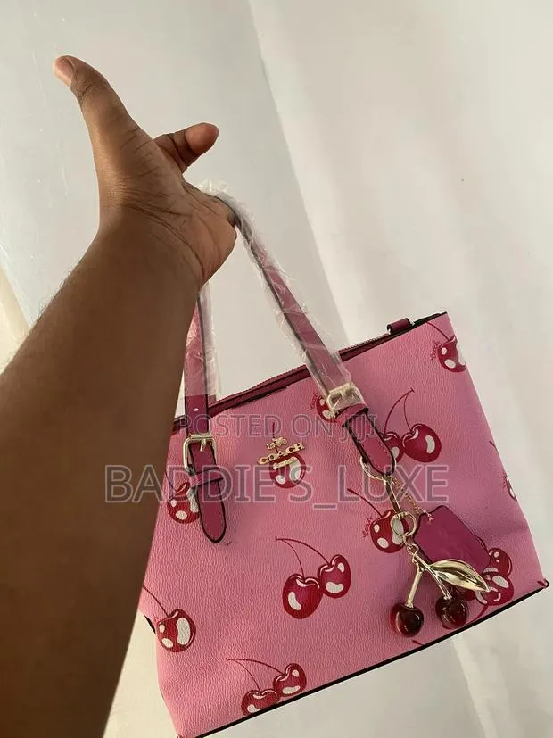 Coach Bags · Photo 1