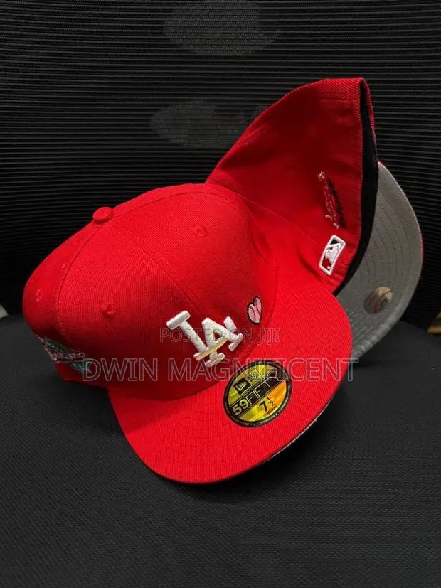 Yankees Fitted Caps · Photo 1