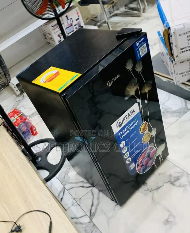 Try Out Black Tabletop Pearl Refrigerator 86liters Pf109 · Photo 1